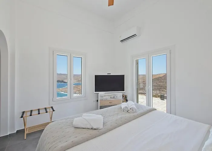 White Wave Kythnos Villa Kythnos